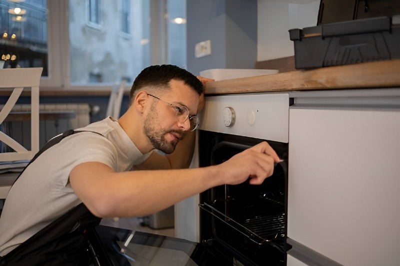 Oven & Stove repair in Sunset